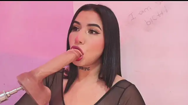 Snapshot of sweety_mariann1 chatting on March 10, 11:38 pm sweety mariann1 online show from March 10, 11:38 pm