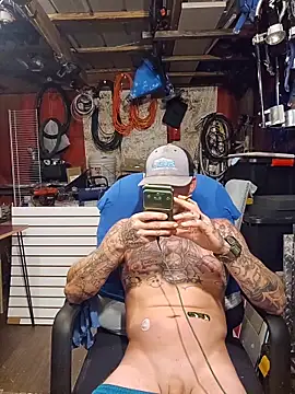 Snapshot of jtw14 chatting on September 27, 4:39 am jtw14 online show from September 27, 4:39 am