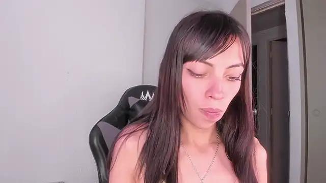 MiaGoth  online show from March 24, 12:15 am