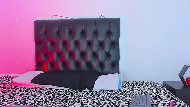 seline wolff online show from January 7, 3:46 am