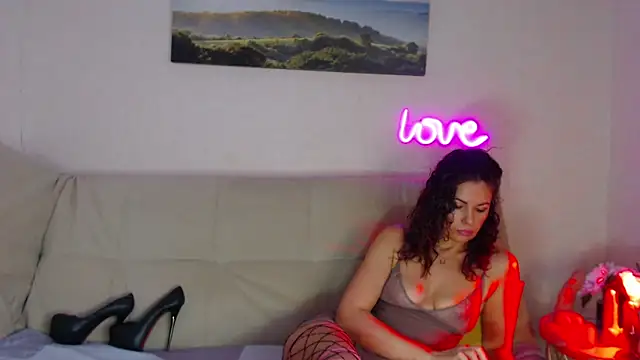 MariaModel online show from January 13, 7:00 am