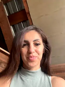 Snapshot of EmaSkyes chatting on September 11, 5:40 am EmaSkyes online show from September 11, 5:40 am