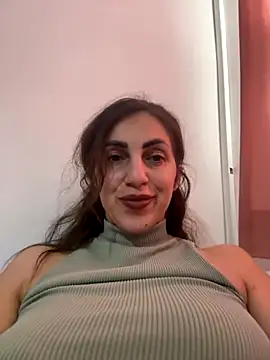 Snapshot of EmaSkyes chatting on October 16, 7:42 am EmaSkyes online show from October 16, 7:42 am