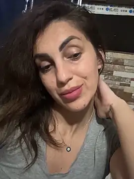 Snapshot of EmaSkyes chatting on October 17, 6:43 pm EmaSkyes online show from October 17, 6:43 pm