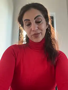 Snapshot of EmaSkyes chatting on October 20, 6:25 am EmaSkyes online show from October 20, 6:25 am