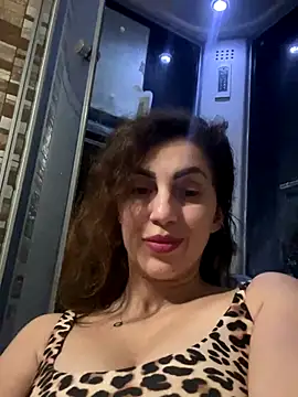 Snapshot of EmaSkyes chatting on November 1, 8:44 pm EmaSkyes online show from November 1, 8:44 pm