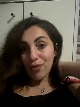 Snapshot of EmaSkyes chatting on November 10, 7:24 pm EmaSkyes online show from November 10, 7:24 pm