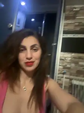 Snapshot of EmaSkyes chatting on November 11, 7:36 pm EmaSkyes online show from November 11, 7:36 pm