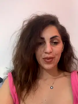 Snapshot of EmaSkyes chatting on November 25, 9:31 am EmaSkyes online show from November 25, 9:31 am