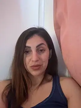 Snapshot of EmaSkyes chatting on December 14, 1:38 pm EmaSkyes online show from December 14, 1:38 pm