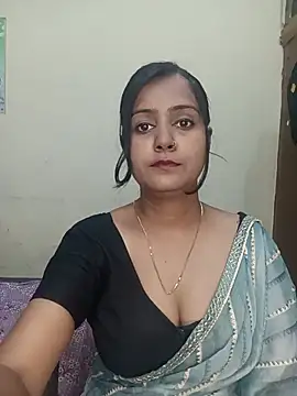 Snapshot of Miss-Riyasingh chatting on June 22, 5:21 pm Miss-Riyasingh online show from June 22, 5:21 pm
