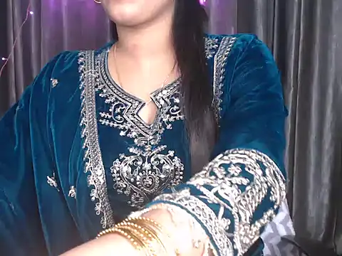 Sexy Myra18 online show from February 12, 12:55 pm