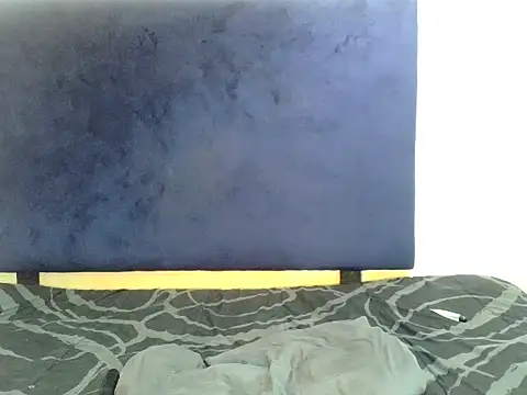 ReginaStar16 online show from December 20, 6:15 pm