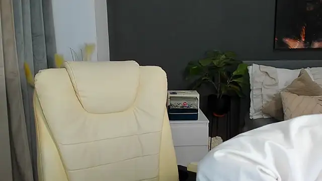 Sonia  Rey online show from October 28, 3:36 pm