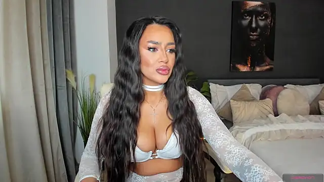 Sonia  Rey online show from April 21, 2:12 pm