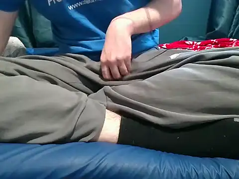 krissraw online show from October 26, 7:03 am