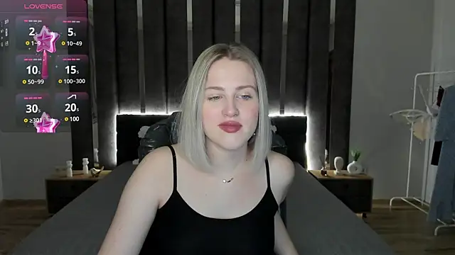 Snapshot of _Sarah_Soul_ chatting on January 22, 12:48 am  Sarah Soul  online show from January 22, 12:48 am