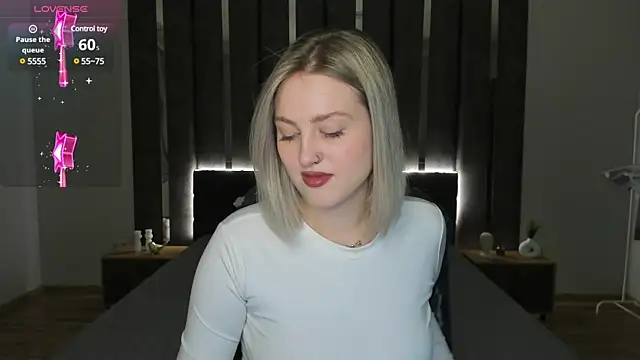 Snapshot of _Sarah_Soul_ chatting on February 1, 12:51 am  Sarah Soul  online show from February 1, 12:51 am