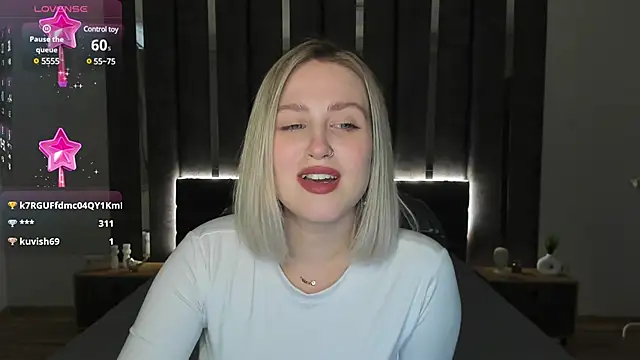 Snapshot of _Sarah_Soul_ chatting on February 1, 3:52 am  Sarah Soul  online show from February 1, 3:52 am