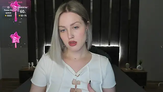 Snapshot of _Sarah_Soul_ chatting on February 2, 12:40 am  Sarah Soul  online show from February 2, 12:40 am