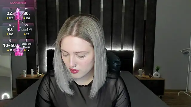 Snapshot of _Sarah_Soul_ chatting on February 6, 12:43 am  Sarah Soul  online show from February 6, 12:43 am