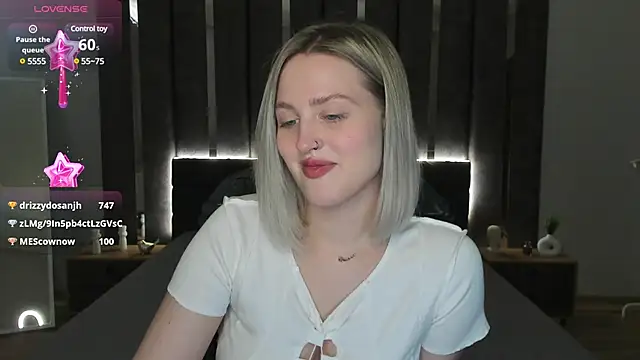 Snapshot of _Sarah_Soul_ chatting on February 6, 6:51 am  Sarah Soul  online show from February 6, 6:51 am