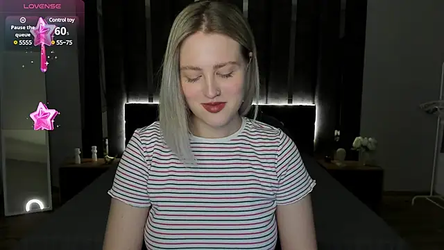 Snapshot of _Sarah_Soul_ chatting on February 12, 12:48 am  Sarah Soul  online show from February 12, 12:48 am