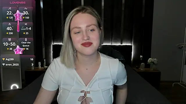 Snapshot of _Sarah_Soul_ chatting on February 12, 3:51 am  Sarah Soul  online show from February 12, 3:51 am