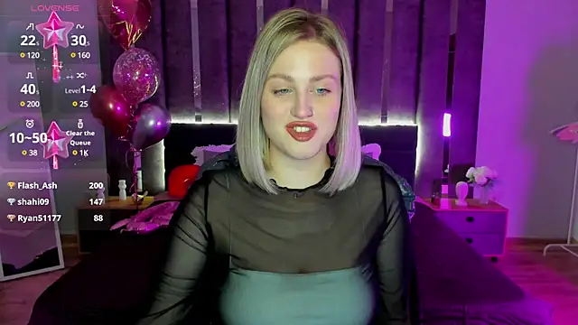 Snapshot of _Sarah_Soul_ chatting on March 5, 3:51 am  Sarah Soul  online show from March 5, 3:51 am