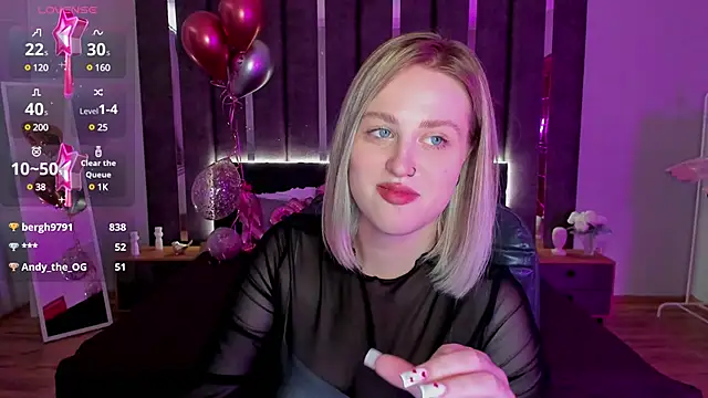 Snapshot of _Sarah_Soul_ chatting on March 12, 7:13 am  Sarah Soul  online show from March 12, 7:13 am