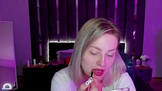 Snapshot of _Sarah_Soul_ chatting on March 15, 12:47 am  Sarah Soul  online show from March 15, 12:47 am