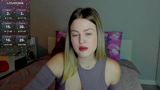 Snapshot of _Sarah_Soul_ chatting on September 25, 12:03 am  Sarah Soul  online show from September 25, 12:03 am