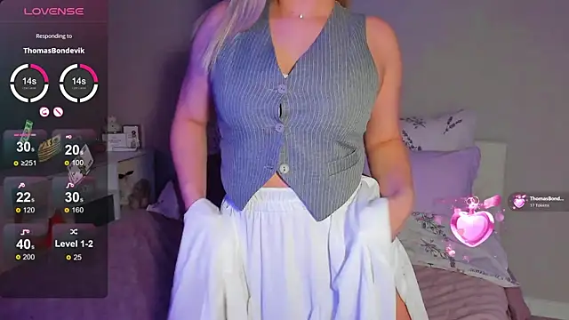 Snapshot of _Sarah_Soul_ chatting on October 26, 12:27 am  Sarah Soul  online show from October 26, 12:27 am