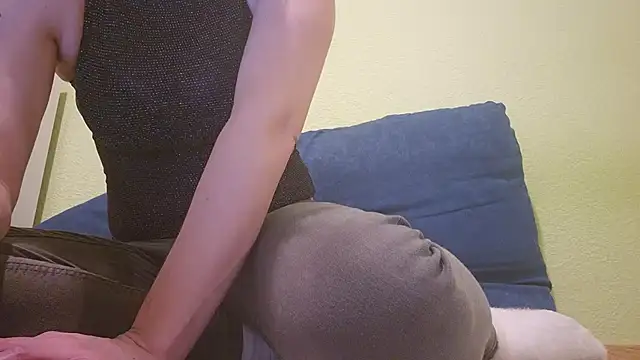 EstrellaWalters online show from February 25, 7:14 pm