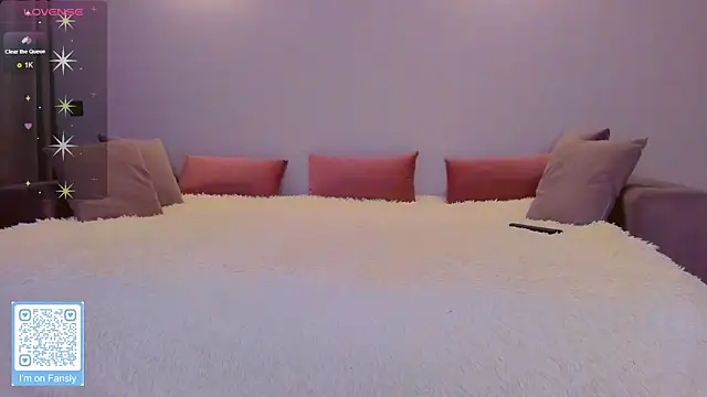 Snapshot of pretty_girlnextdoor chatting on January 25, 5:40 pm pretty girlnextdoor online show from January 25, 5:40 pm