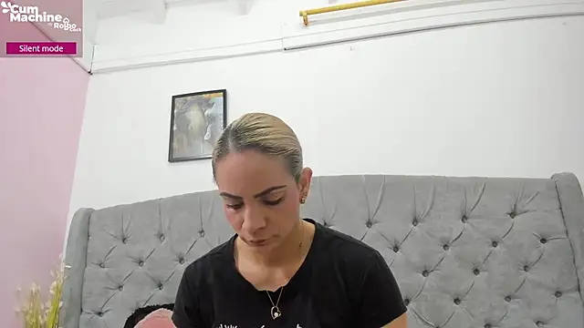 Valesskahall online show from October 8, 12:03 pm