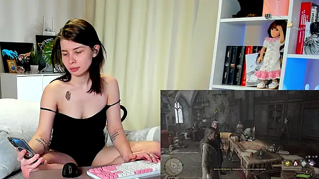 Snapshot of callmetori chatting on January 25, 12:37 pm callmetori online show from January 25, 12:37 pm