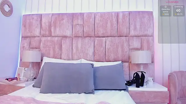 Cloesweet 1 online show from March 15, 6:32 pm