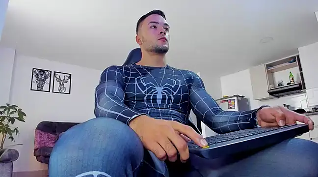 alexander collin02 online show from January 6, 1:30 pm