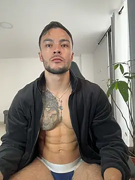 Snapshot of alexander_collin02 chatting on July 7, 12:42 pm alexander collin02 online show from July 7, 12:42 pm