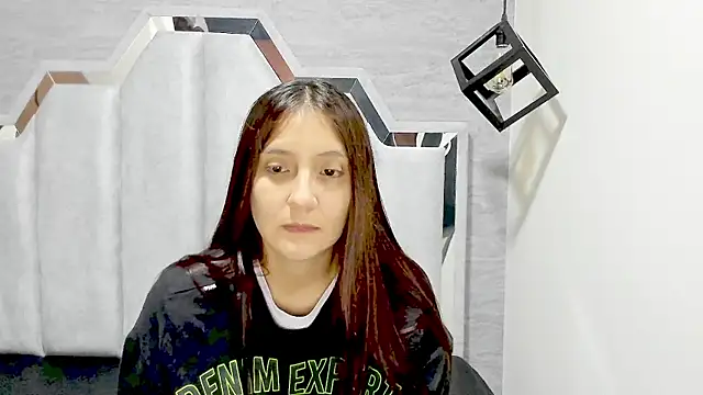  alaia collway  online show from February 11, 11:54 am