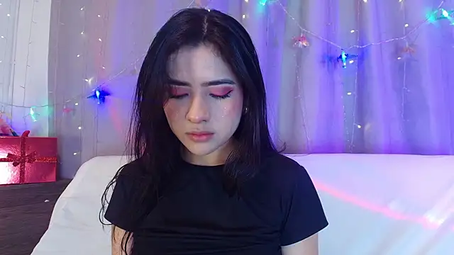 adara johnson   online show from February 12, 11:49 am