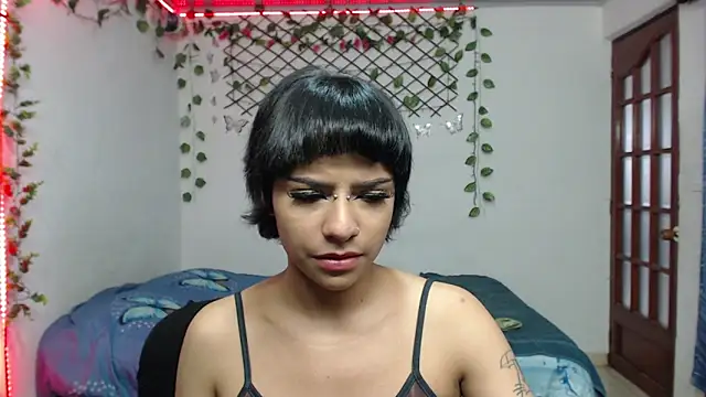 Snapshot of kathina_t chatting on October 8, 8:50 pm kathina t online show from October 8, 8:50 pm