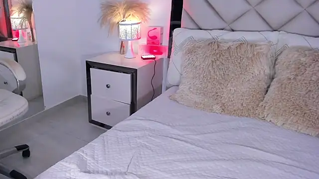 alexa tobar online show from March 27, 8:08 pm