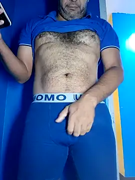 Snapshot of friendsloversex chatting on September 23, 4:32 pm friendsloversex online show from September 23, 4:32 pm