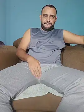 Snapshot of friendsloversex chatting on October 26, 4:07 am friendsloversex online show from October 26, 4:07 am