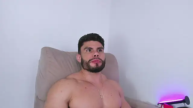 garageboy94 online show from December 1, 4:29 pm