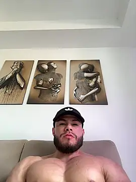 garageboy94 online show from February 2, 9:02 pm