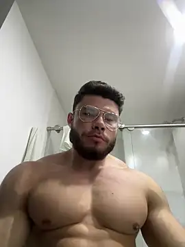 garageboy94 online show from February 7, 8:31 pm