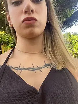 loira messi online show from March 16, 7:06 pm